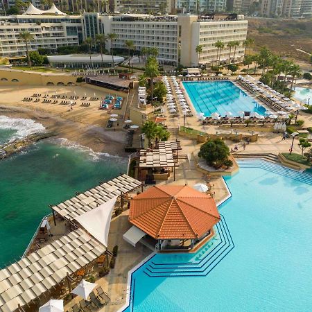 Moevenpick Hotel Bejrút Kültér fotó