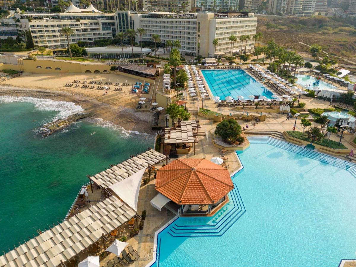 Moevenpick Hotel Bejrút Kültér fotó