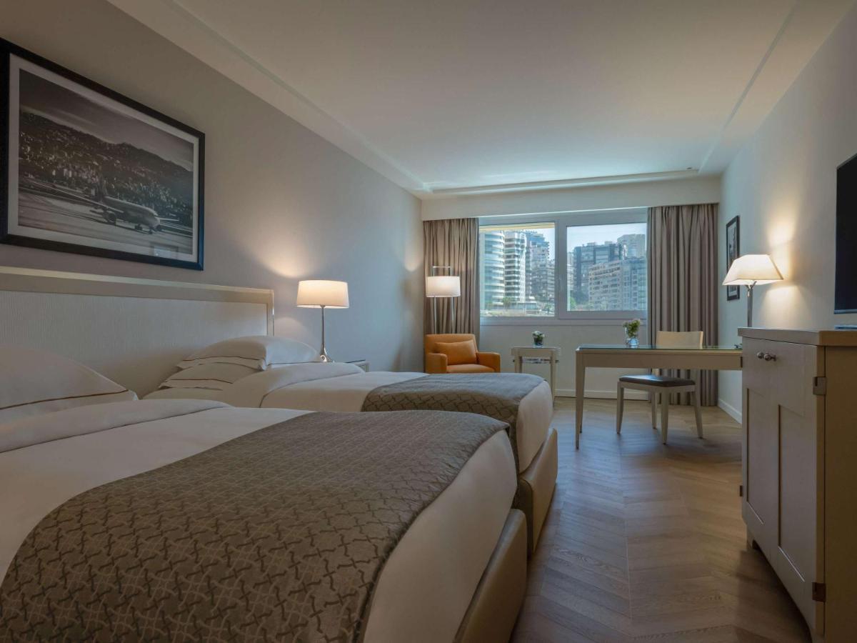 Moevenpick Hotel Bejrút Kültér fotó