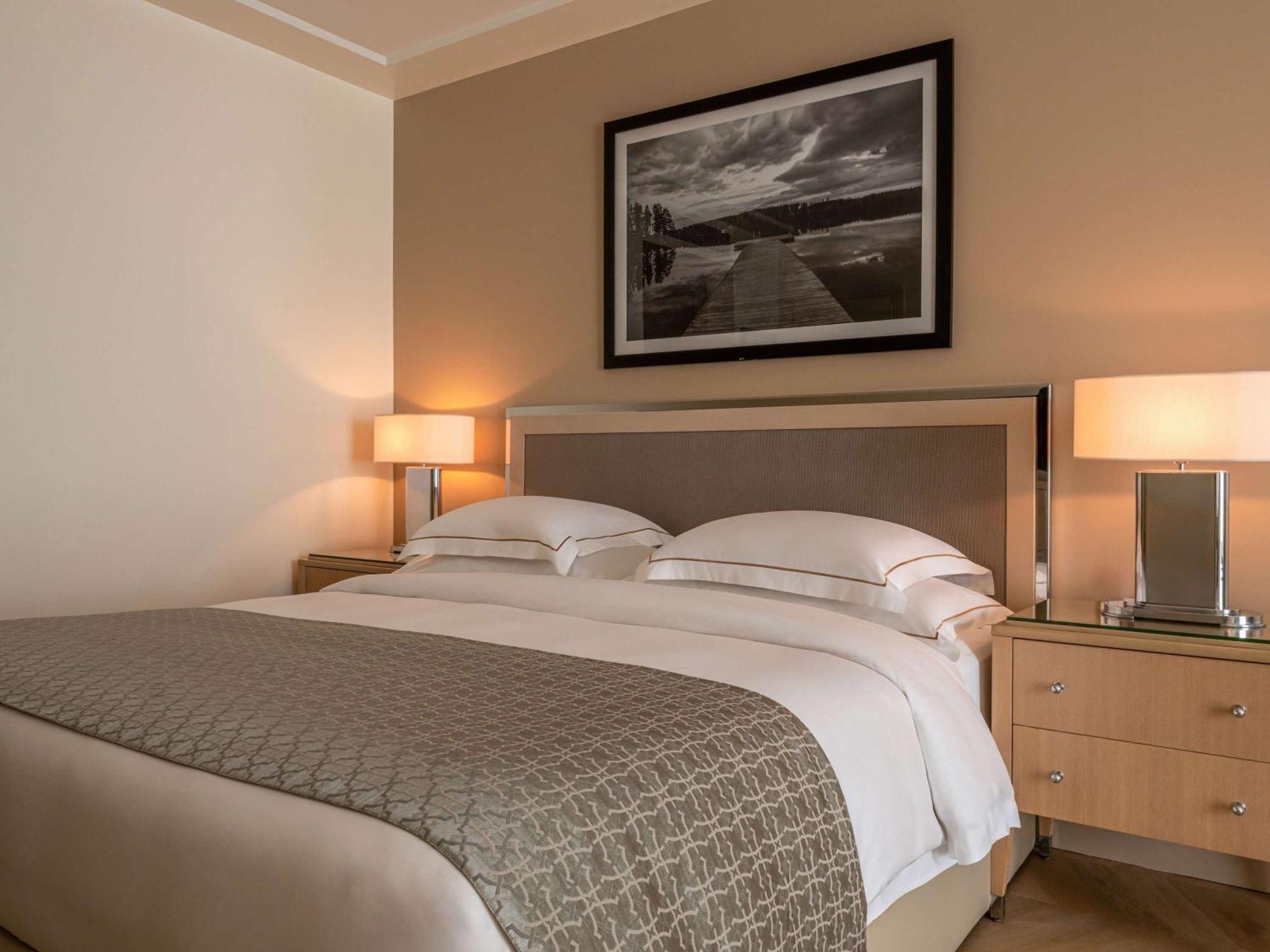 Moevenpick Hotel Bejrút Kültér fotó