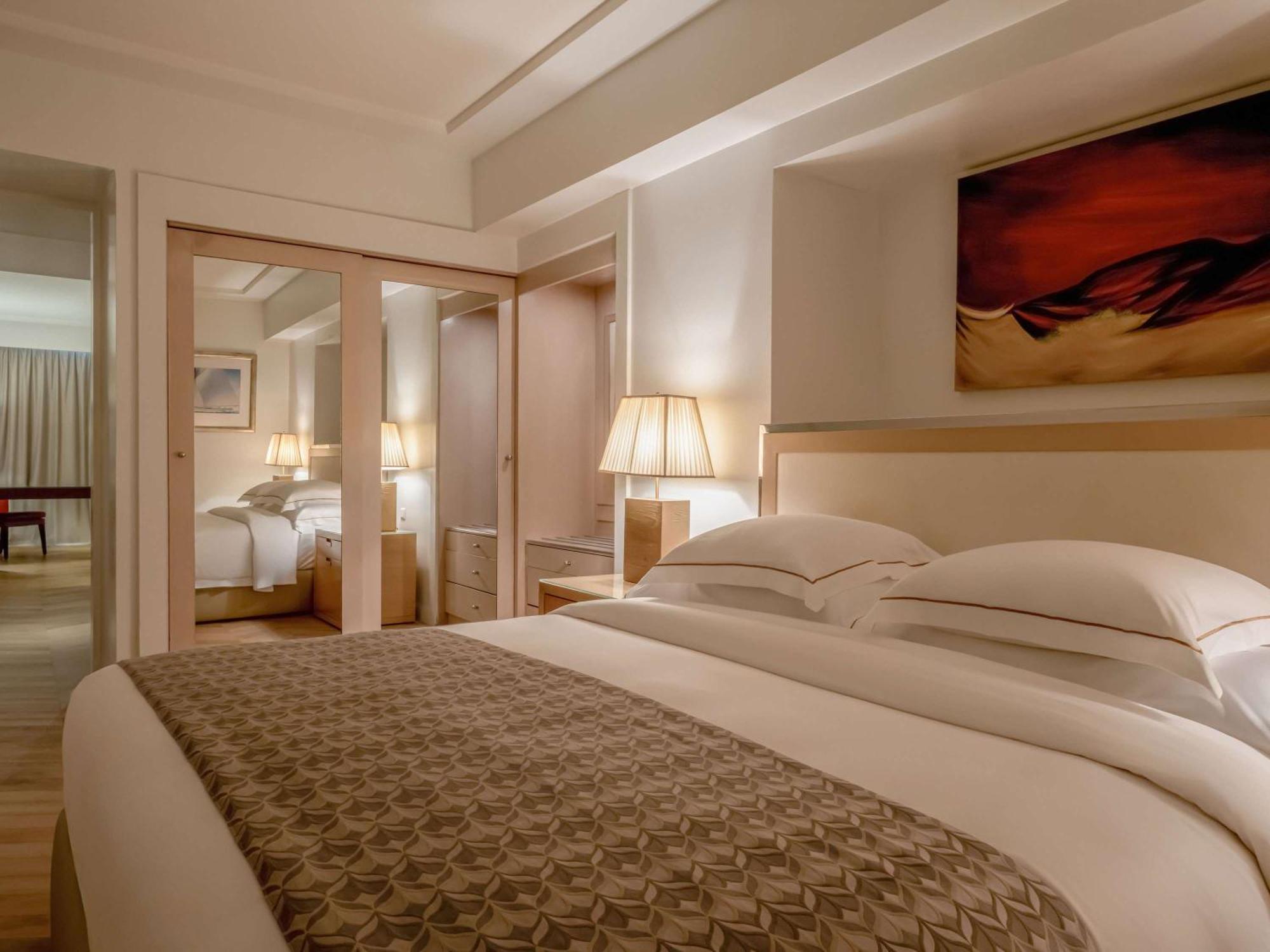 Moevenpick Hotel Bejrút Kültér fotó