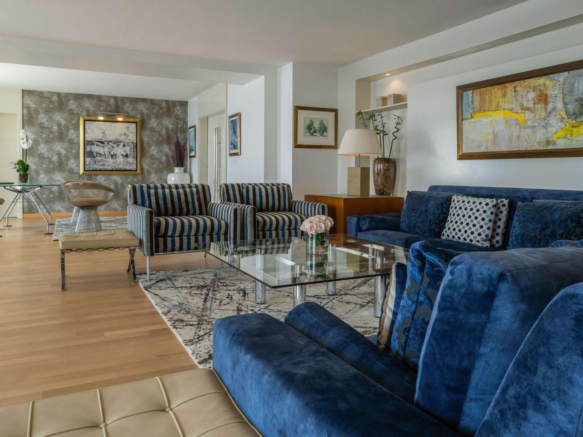 Moevenpick Hotel Bejrút Kültér fotó