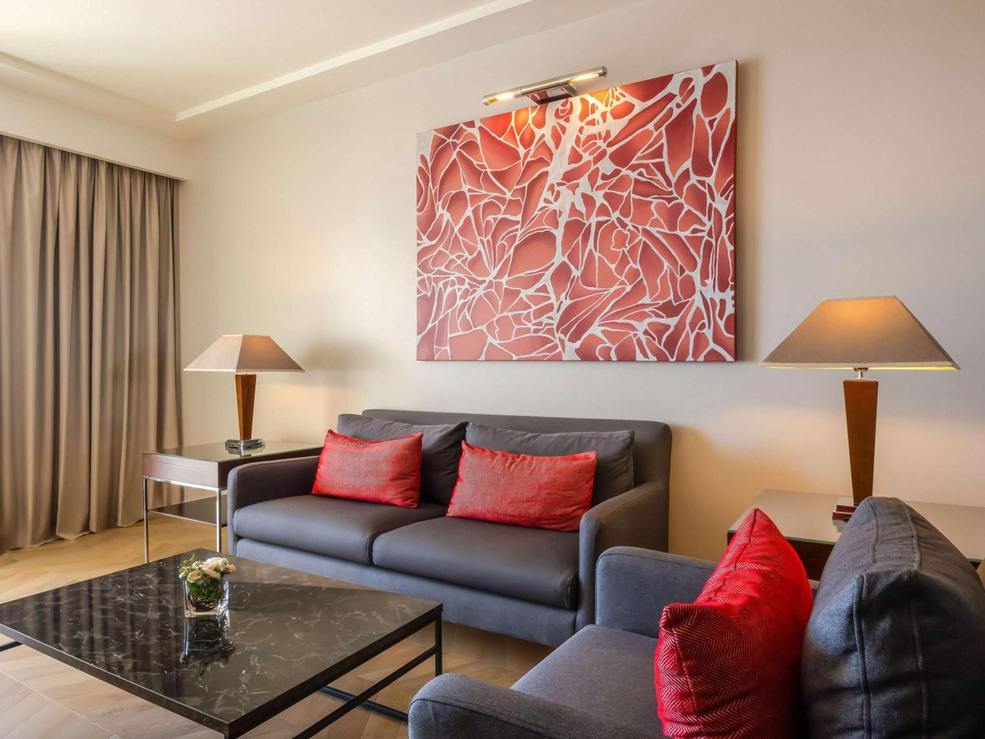 Moevenpick Hotel Bejrút Kültér fotó